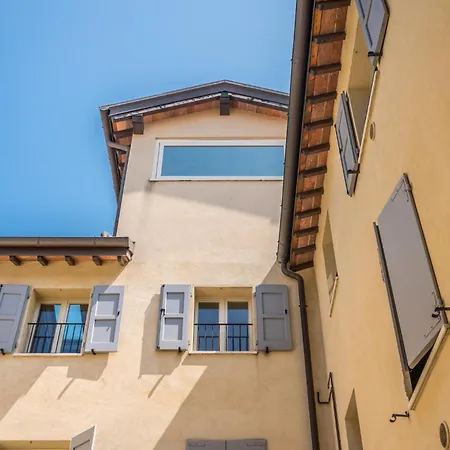 Residenza Bella Vita, Eleganza In Centro *