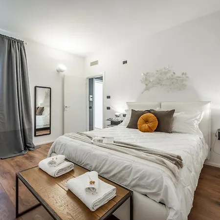 아파트 Residenza Bella Vita, Eleganza In Centro 모데나