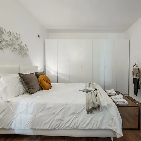 Residenza Bella Vita, Eleganza In Centro * Μόντενα