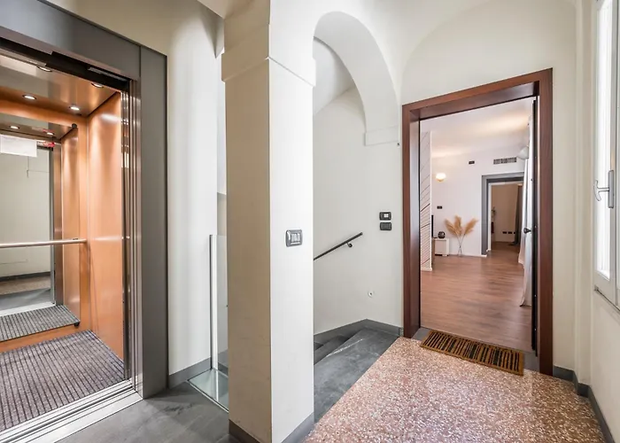 Residenza Bella Vita, Eleganza In Centro アパート モデナ