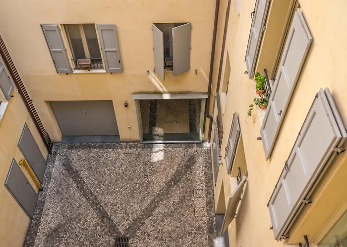 Residenza Bella Vita, Eleganza In Centro * モデナ